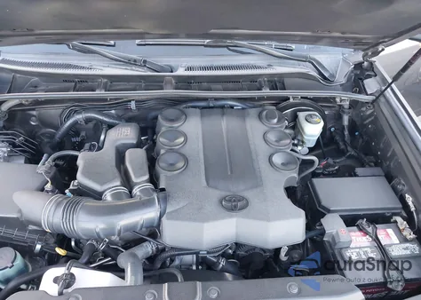 2016 Toyota 4Runner Limited from USA, damaged, VIN JTEZU5JR1G5125068